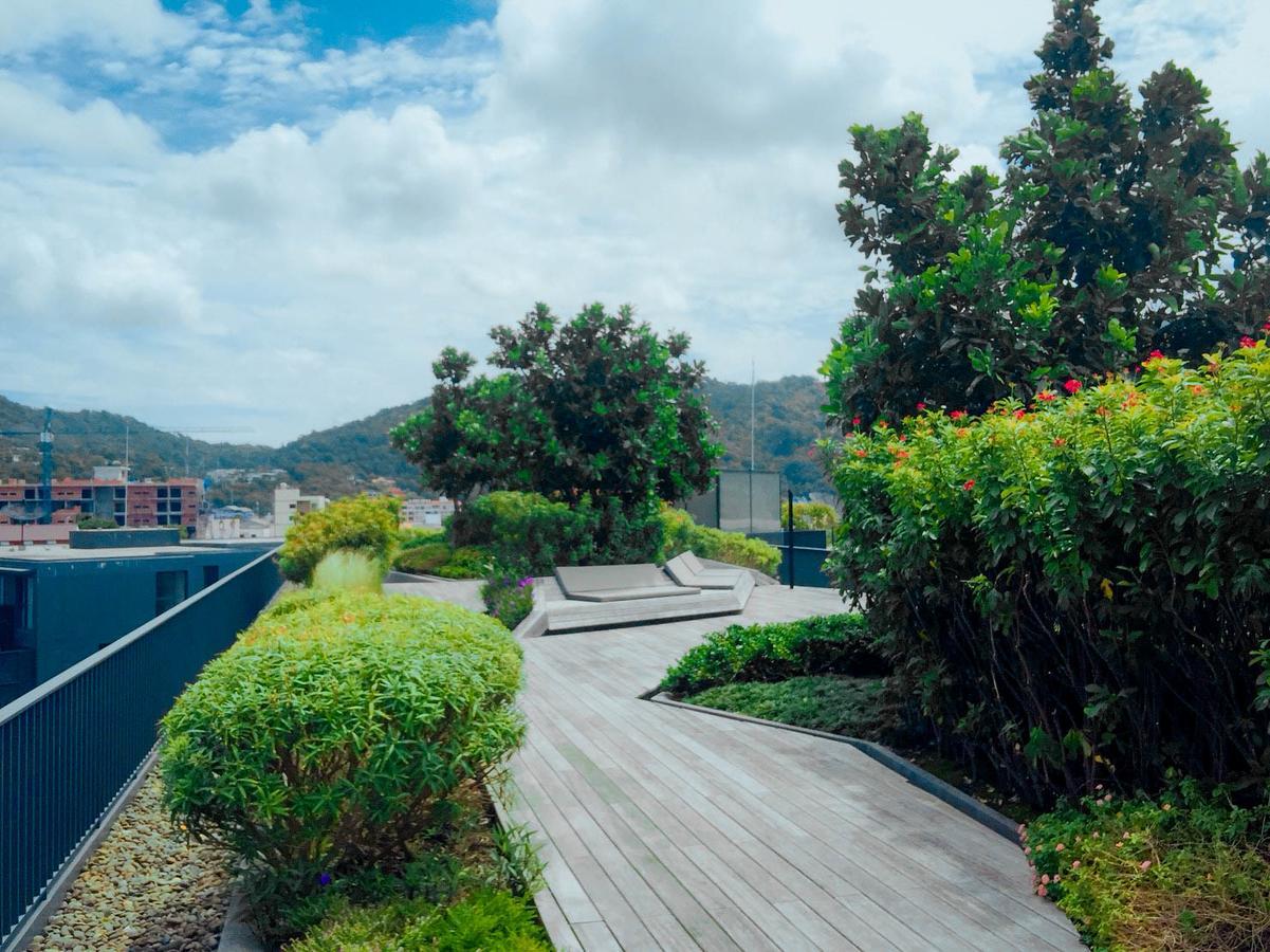The Deck Condo Patong By Vip Dış mekan fotoğraf
