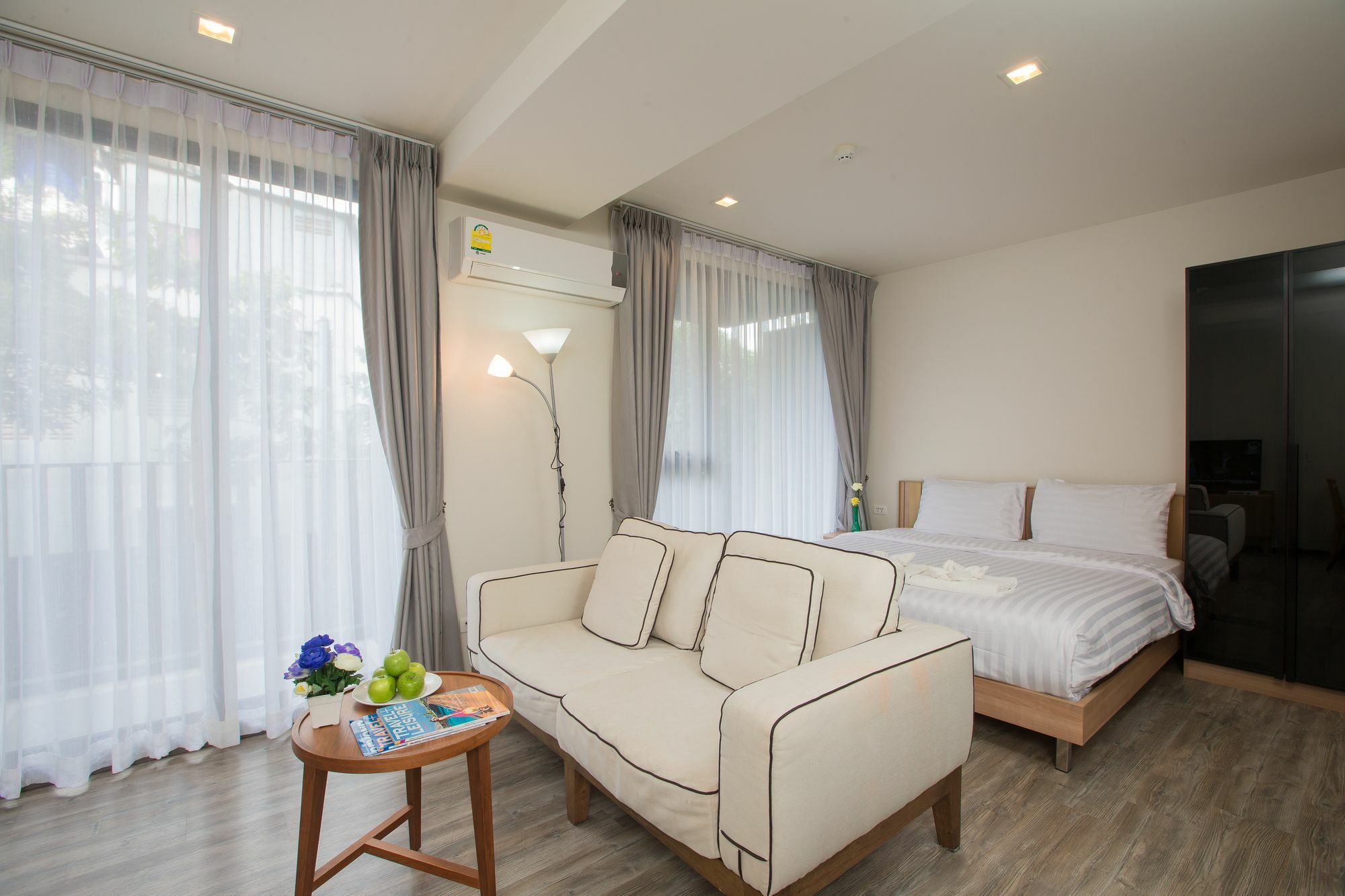 The Deck Condo Patong By Vip Dış mekan fotoğraf