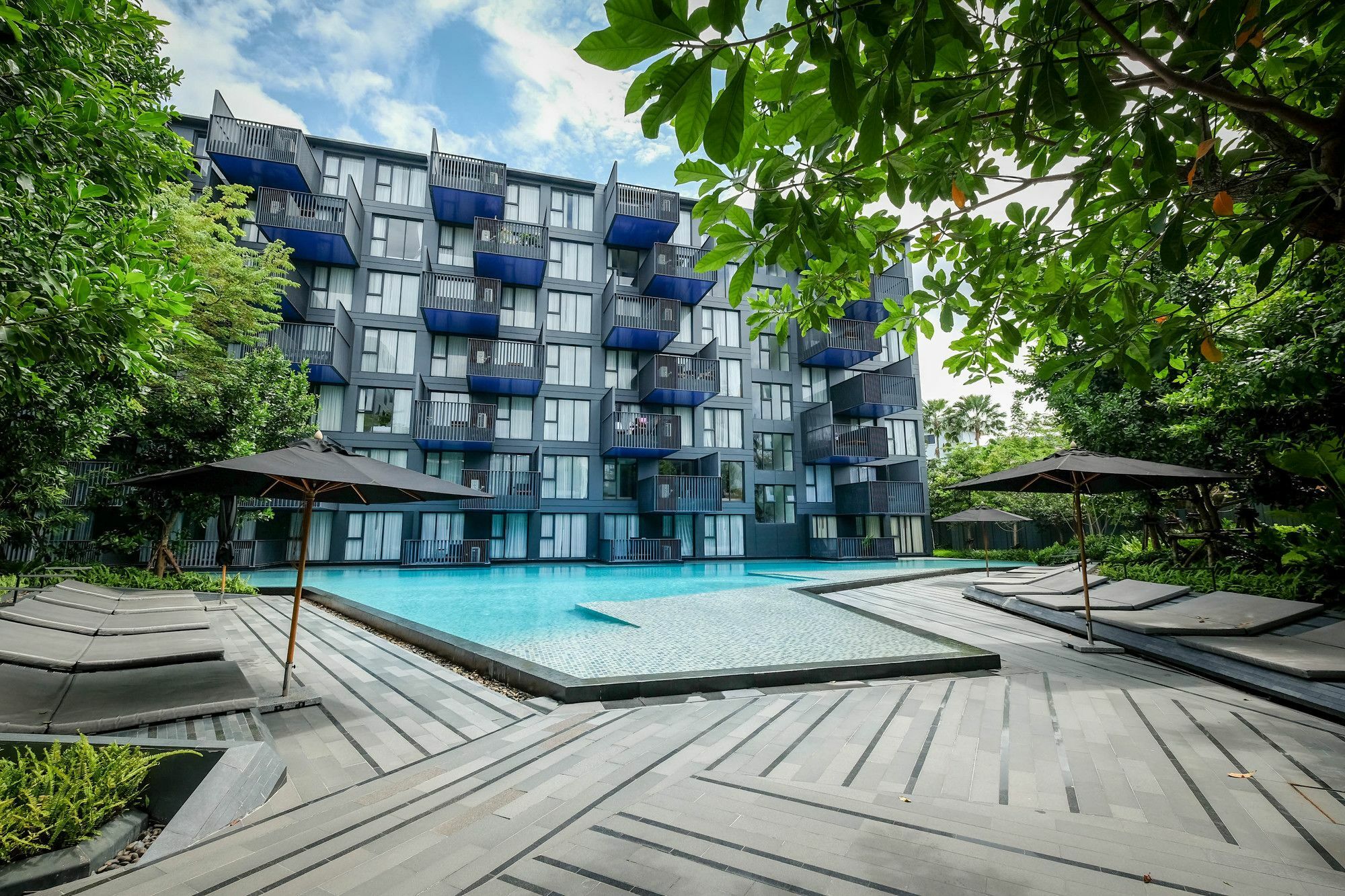 The Deck Condo Patong By Vip Dış mekan fotoğraf