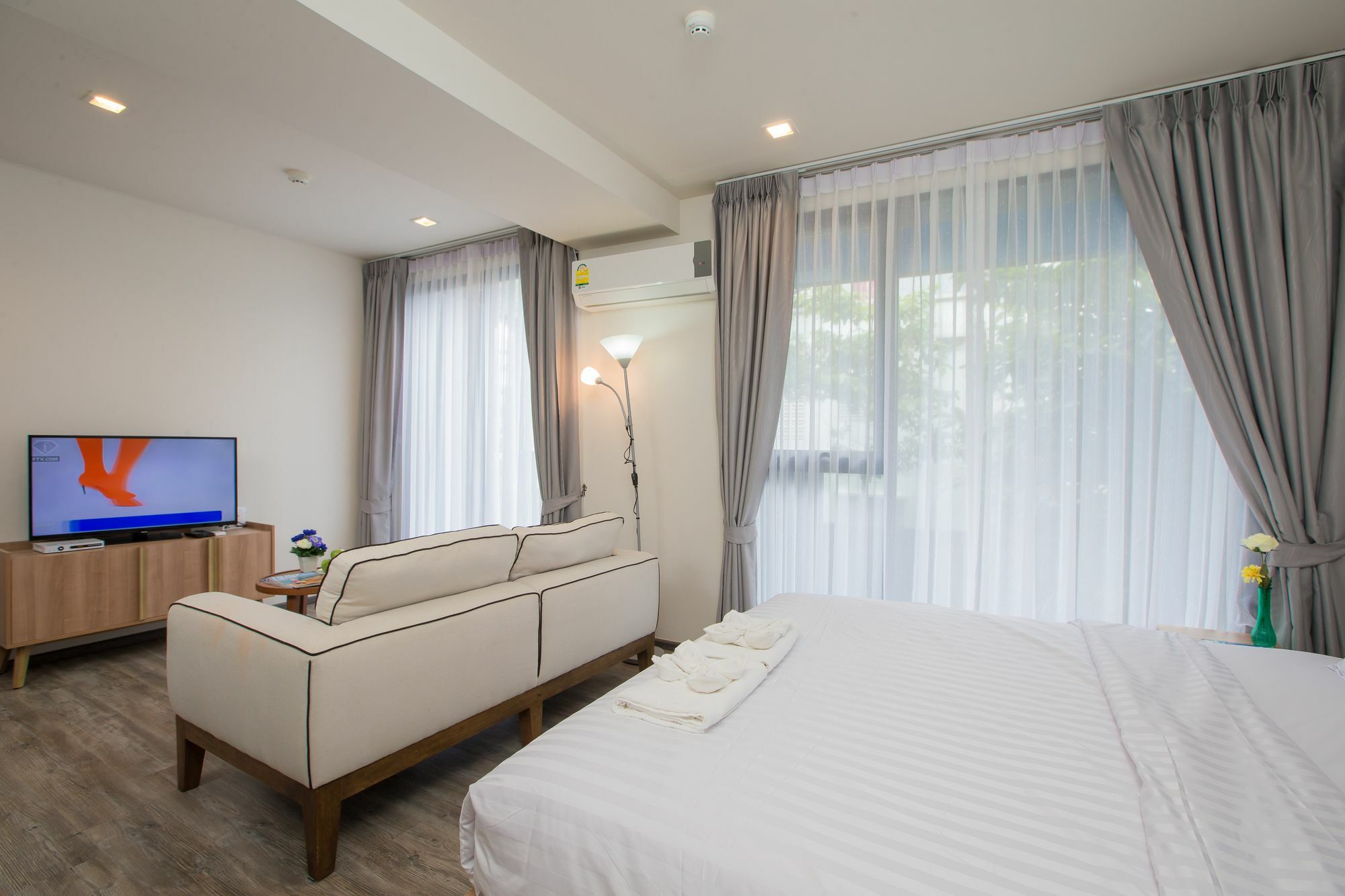The Deck Condo Patong By Vip Dış mekan fotoğraf